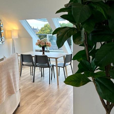 Stunning Luminous Penthouse/ 2Beds 2Baths Apartment Борнмът Екстериор снимка