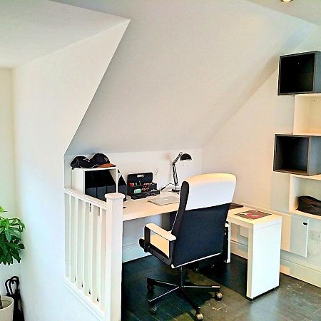Stunning Luminous Penthouse/ 2Beds 2Baths Apartment Борнмът Екстериор снимка