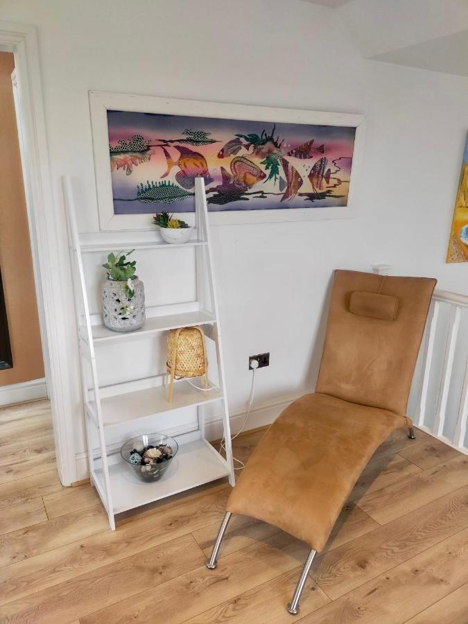 Stunning Luminous Penthouse/ 2Beds 2Baths Apartment Борнмът Екстериор снимка